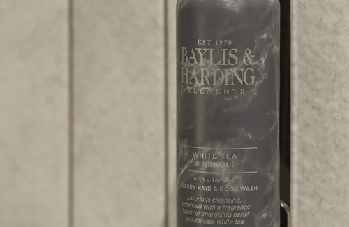 Newham Hotel | Premier Inn London Beckton