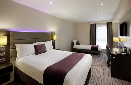 New Forest District Hotel | Premier Inn Southampton West