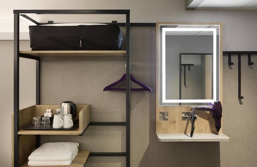 Stoke-on-Trent Hotel | Premier Inn Stoke/Trentham Gardens