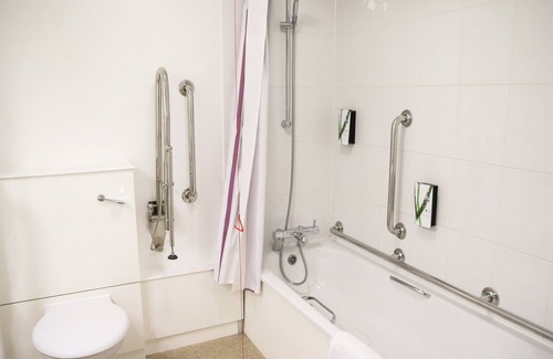 Standish Hotel | Premier Inn Wigan - M6 Jct 27