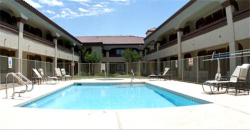 Tolleson Hotel | Premier Inns Tolleson
