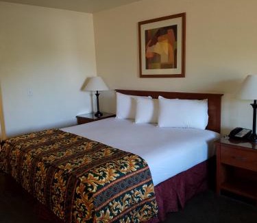 Tolleson Hotel | Premier Inns Tolleson
