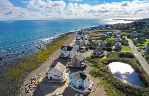 Scituate House | Premier Oceanfront house, steps to the beach!