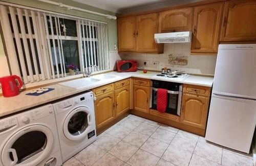 Coatbridge Apartment | Premier - Whifflet Apartment