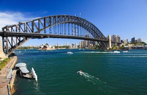 Woolloomooloo Apartment | Premium Apartment with Rooftop Spa & City Views