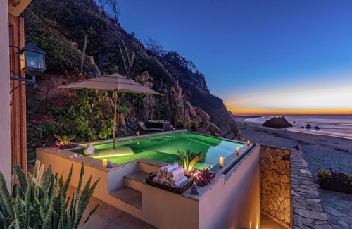 Santa Maria Huatulco Villa | Premium Beachfront Villa - Southern Oaxacan Coastn