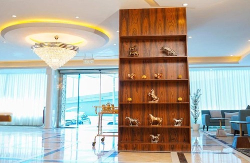 Riyadh House | Premium Grand Suite| Luxe Palette Credi Stay