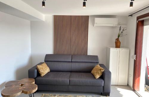 Brulo Apartment | Premium Suite Kala sea view