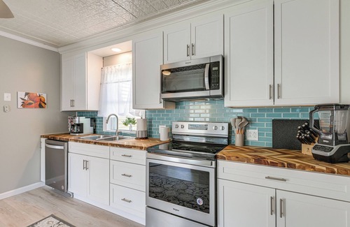 Presque Isle House | Presque Isle Home w/Screened Porch Near River!