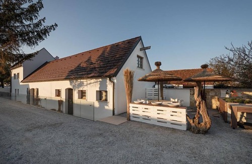 Schutzen am Gebirge Apartment | Presshaus, Dusche, WC, 3 Schlafräume - Presshaus Schützen