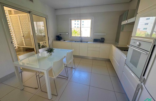 Les Berges Du Lac II Apartment | Prestige: Luxurious 120m2 next to UN offices Lac2