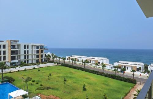 Plage des Nations Apartment | Prestigia 3 Chambres Vue Mer Directe avec Piscine Plage des Nations