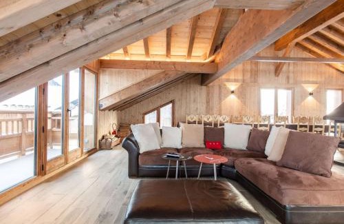 Champagny-en-Vanoise Ski Chalet | Prestigious chalet with pool and sauna