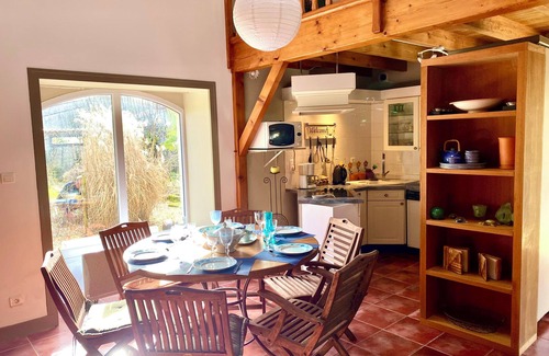 Aumagne House | Pretty, bucolic 95 m2 house in magnificent landscaped grounds. Private courtyard. Swimming pool.