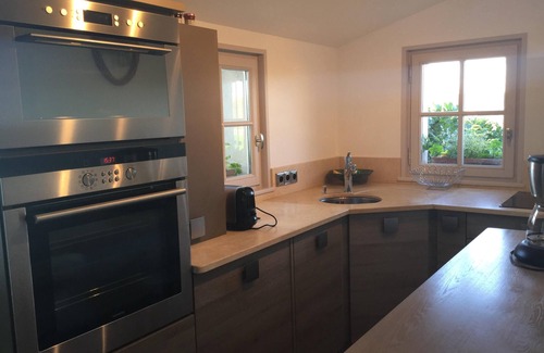Monthureux-sur-Saone House | Pretty charming outbuilding