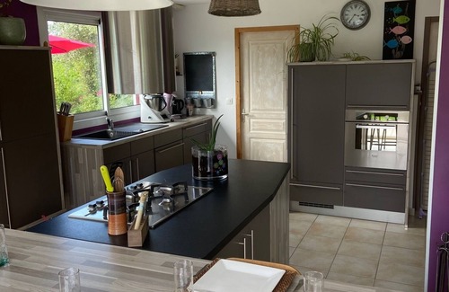 Plounevez-Lochrist House | Pretty detached wooden house