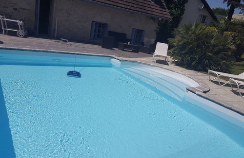 Aspin-en-Lavedan House | Pretty house with swimming pool in wooded grounds overlooking the Pic du Montaigu.
