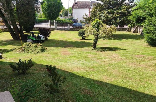 Chamberet House | Pretty house with garden in the heart of a Corrèze village