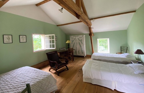 Plaisance House | Pretty, quiet water mill in Plaisance du Gers - 3 ears of corn