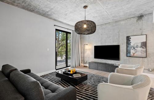 Flagler Village Apartment | Pretty Rola 201 Luxury 1B1B w King Bed at Downtown Fort Lauderdale