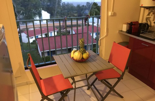 Tartane Apartment | Pretty studio fully equipped, well located, full benefits.