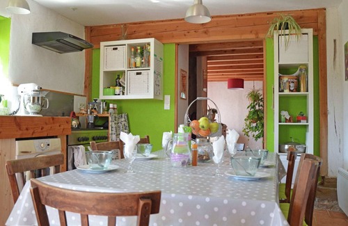 Montadet Villa | Pretty Villa With Private Pool in Montadet France