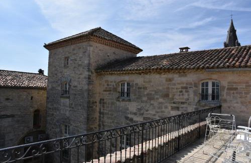 Vagnas Bed & Breakfast | Prieuré du 17è dans l'Ardèche méridionale
