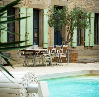 Floure Bed & Breakfast | Prieuré Saint-Louis Maison d'Hôtes