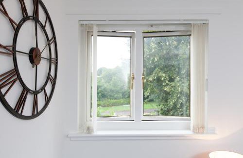 Pitreavie Apartment | Prime Commuter Executive Apartment Dunfermline