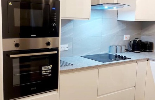 Newcastle-upon-Tyne House | Prime House - near Newcastle City Centre & Stadium