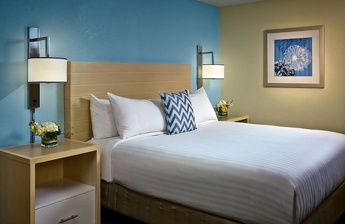 Gunter Afs Resort | Prime Location! 2 Convenient Units, Pet-friendly, w/Onsite Pool, Free Parking