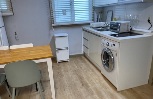 Yeoksam Apartment | Prime location and comfort 2BDR apt @Gangnam