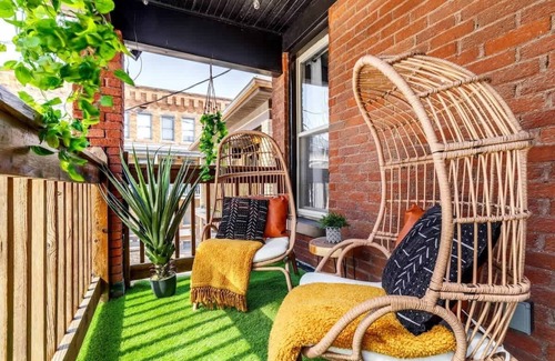 Short North House | Prime Location - Over 4,500 Reviews - Parking Free