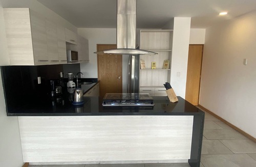 Lafayette Apartment | Prime Location: Pool, Rooftop, Parking, Speed WiFi