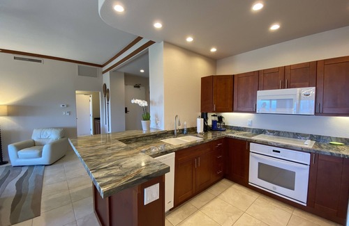 Kapalua Condo | Prime Ocean & Golf Views - Central AC - Spacious Kapalua Golf Villa 21P