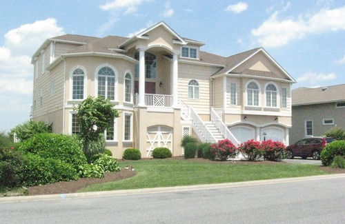 Ocean Pines House | Prime summer wk at 2K+ price drop. 6 BR/5.5Ba/Elevator/4 Decks/Views!n5 stars