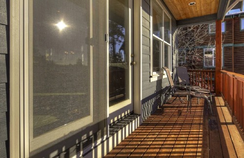 West Hills House | Prime West Bend Location! Upper Balcony with View. A/C. Fireplace. Bikes.