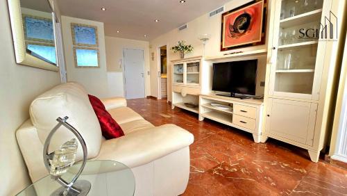 Benidorm Apartment | Primera línea de playa- First line Beach