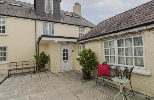 Jameston House | Primrose Cottage
