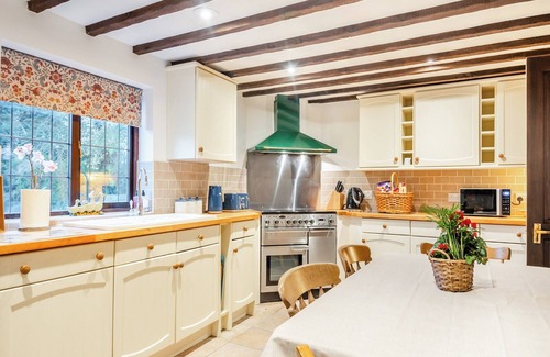 Attleborough Cottage | Prince Of Wales Lodge
