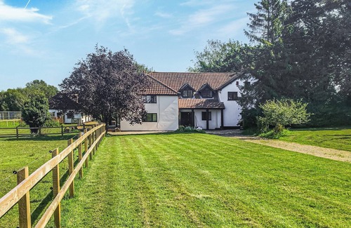 Attleborough Cottage | Prince Of Wales Lodge