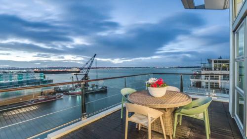 Auckland Central Business District Apartment | Princes Wharf's truly stunning North-West Loft