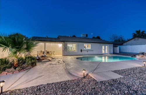East Mesa House | Princess Drive Outstanding 5 Star Residence With