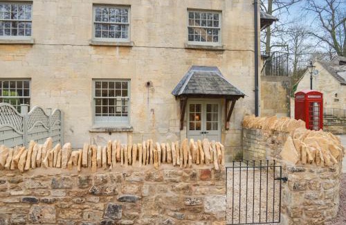 Winchcombe House | Princess Elizabeth