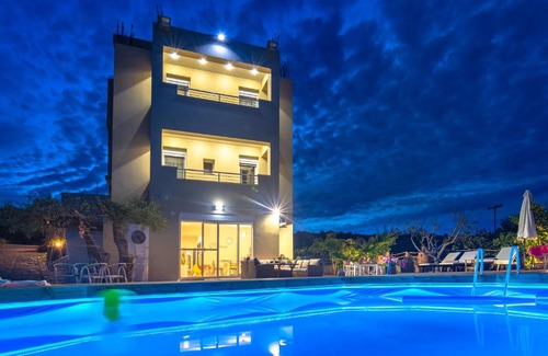 Sissi Villa | Princess Sissi, Villa-House with private pool and garden