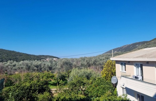 Ulcinj Apartment | PRINCESS Valdanos - Fabulous Charming studio with terrace, garden view AC & WiFi