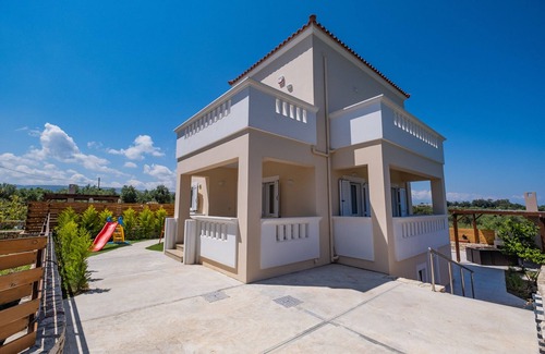 Stavromenos Villa | Prinos Oasis Twin Villas II in Agios Nikolaos
