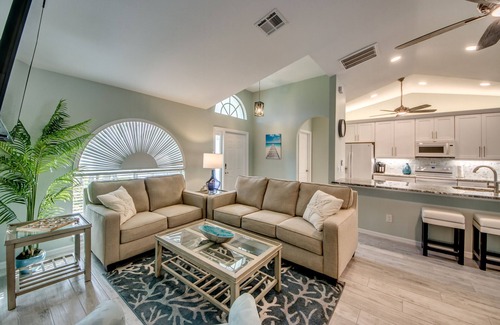 Trafalgar House | Pristine pool home ready for your vacation with friends or family .