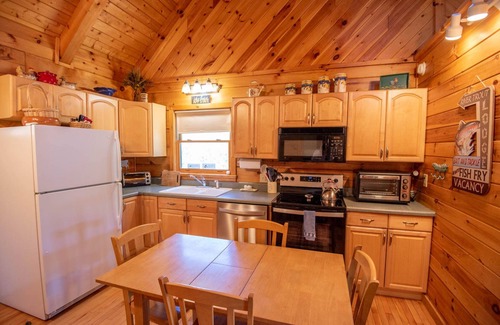 West Jefferson Cabin | Privacy and Mountain Views Surround This Cozy Log Cabin