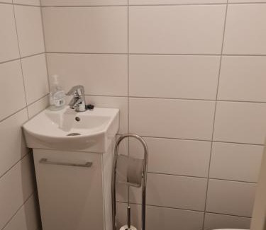 Bryn House | Privat room in shared 3 rooms apartment Manglerud